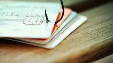 Kreditná karta a phishingový útok