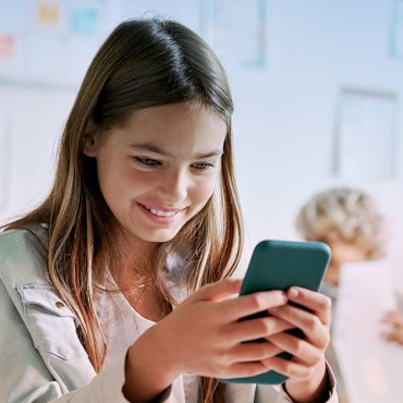 smartfony v skole ilustračný obrázok ESET