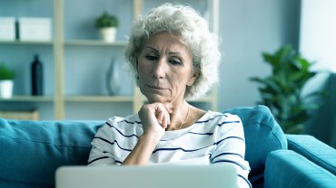 Seniori Ako rozpoznať obsah vytvorený umelou inteligenciou ilustračný obrázok ESET